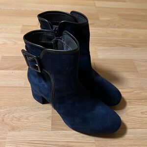 NWOT - White Mountain Blue Boots